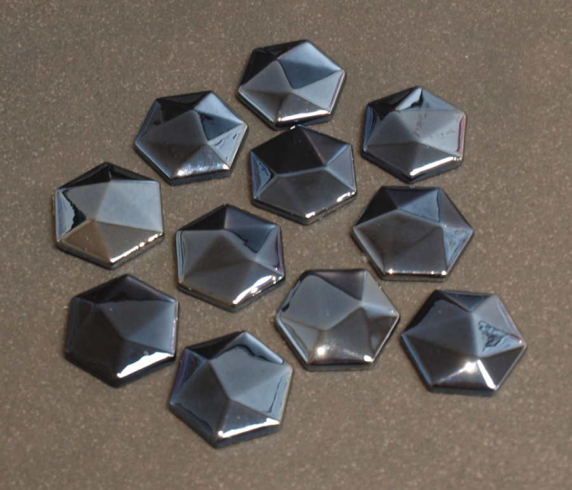 Diamant Noir 3.5 cm, vendu par 100g