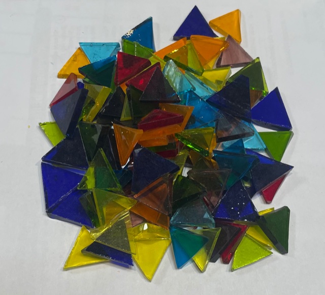 Mix Formes Triangle - 1.5 x 1.5 cm, Par 100g